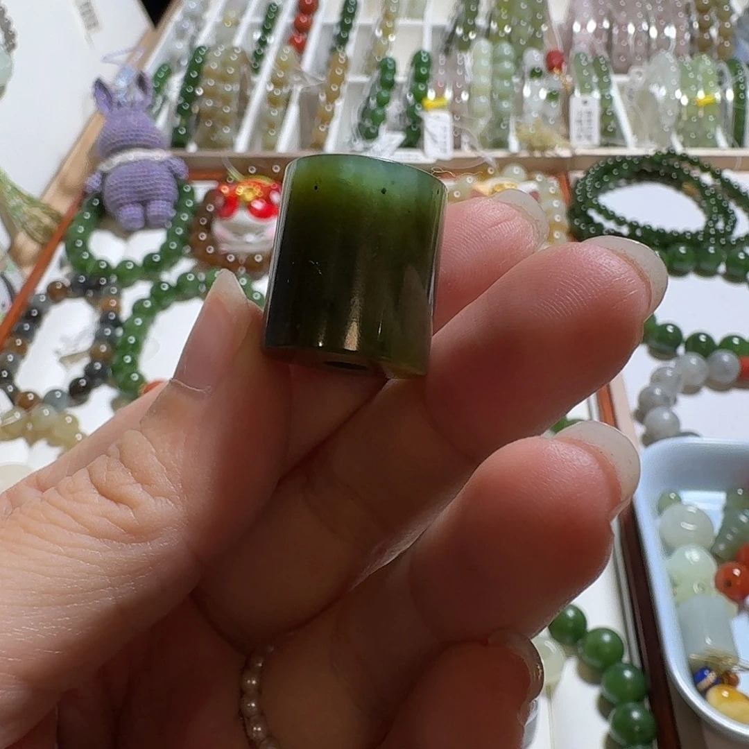 和田玉未镶嵌珠宝奇石