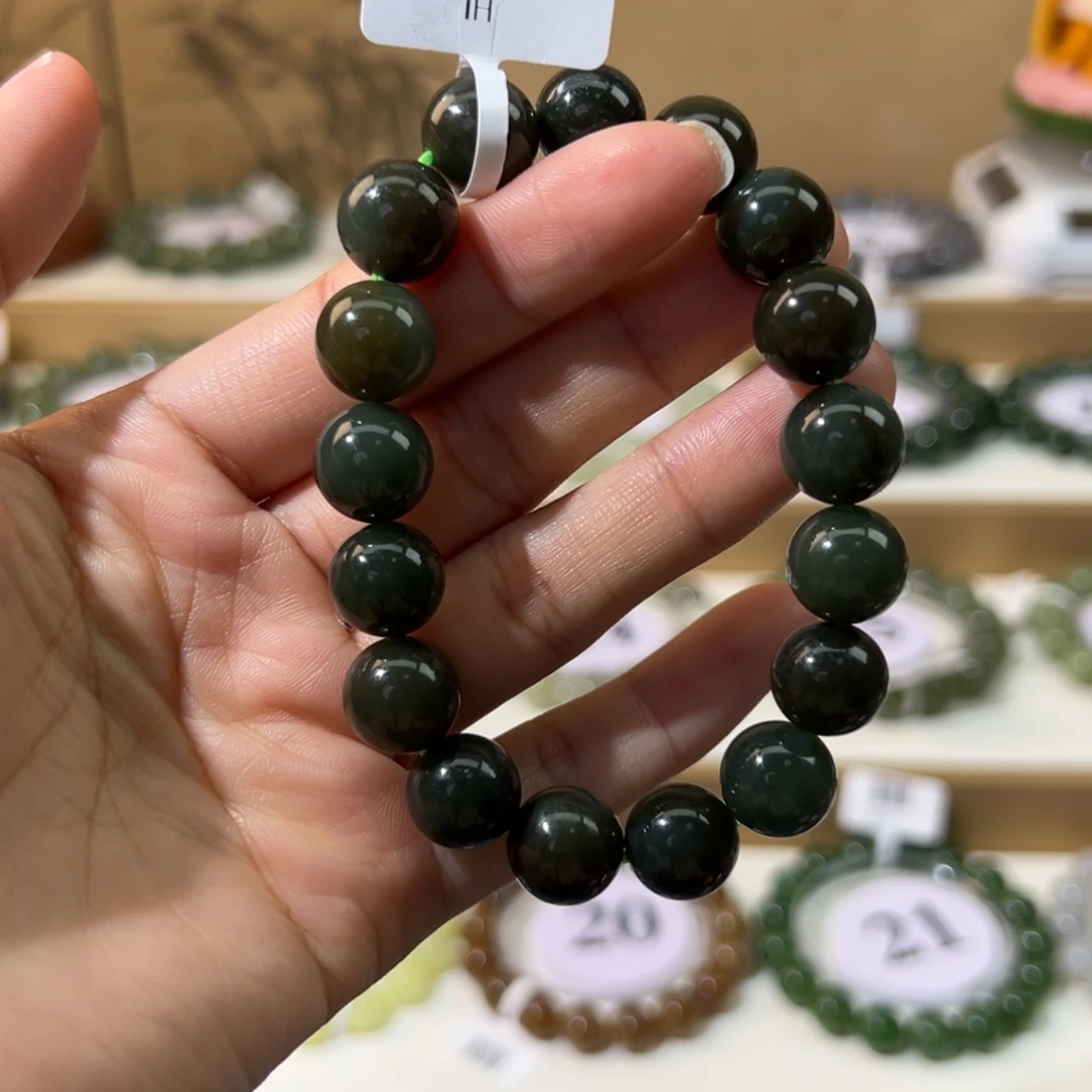 和田玉未镶嵌手串