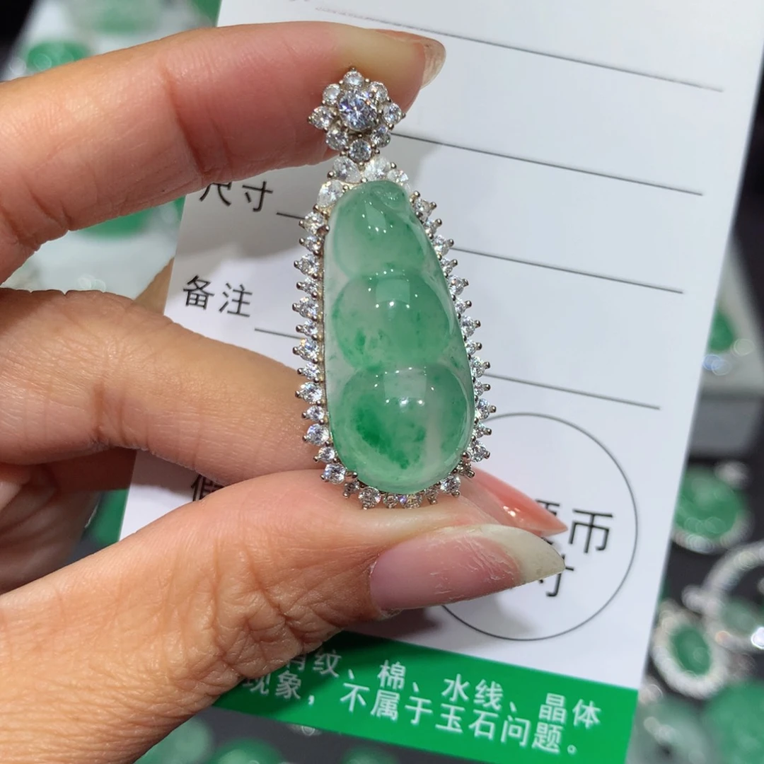 颈饰银S925镶嵌石英质玉