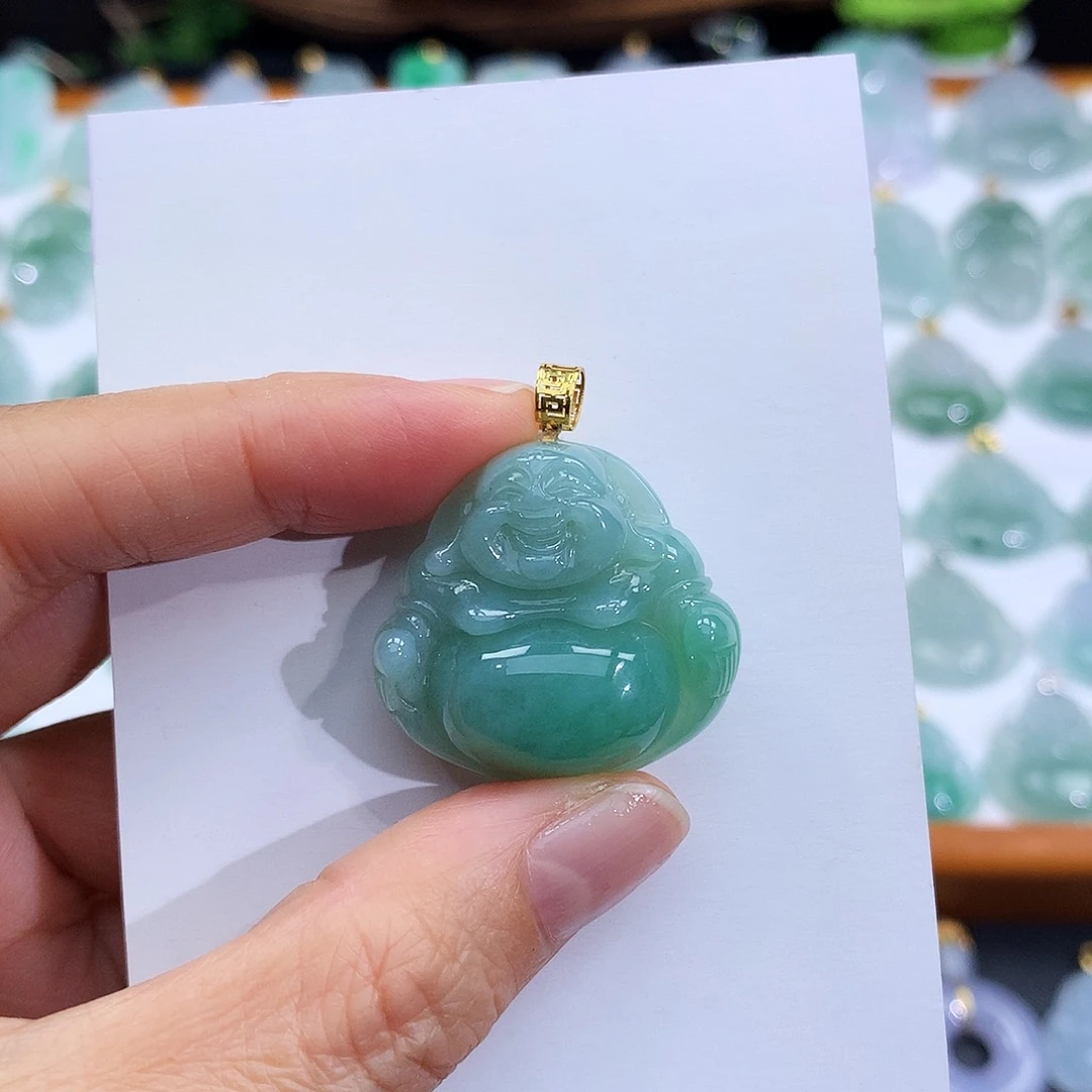 翡翠18K金镶嵌颈饰翡翠吊坠