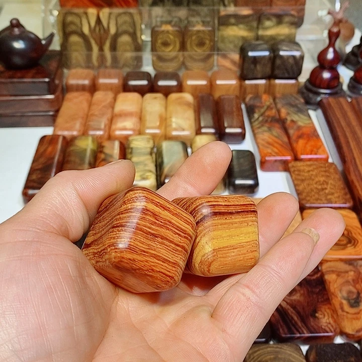 木勇****9木质把玩件586856856