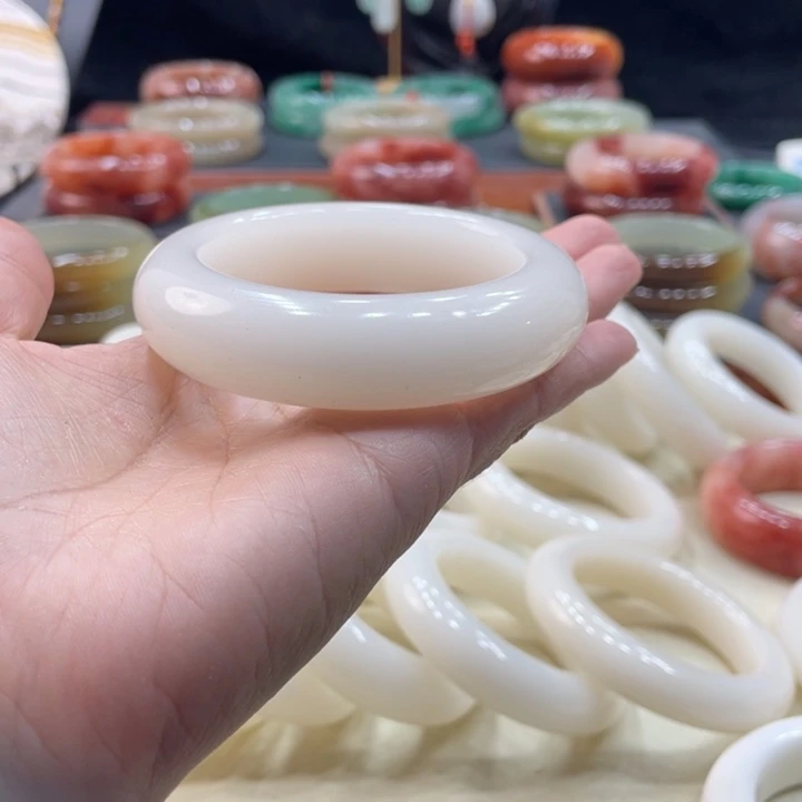 茶***晶石英质玉钛钢珠宝奇石