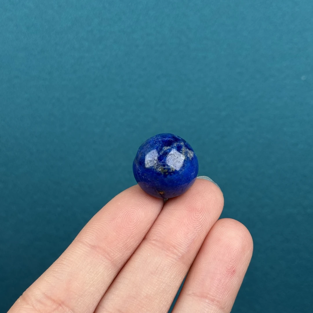 P91-19天然原矿【瑕疵有裂】青金石圆珠15.8mm 一物一图 支持鉴定