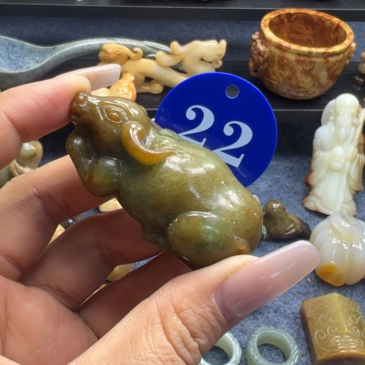 和田玉未镶嵌挂件