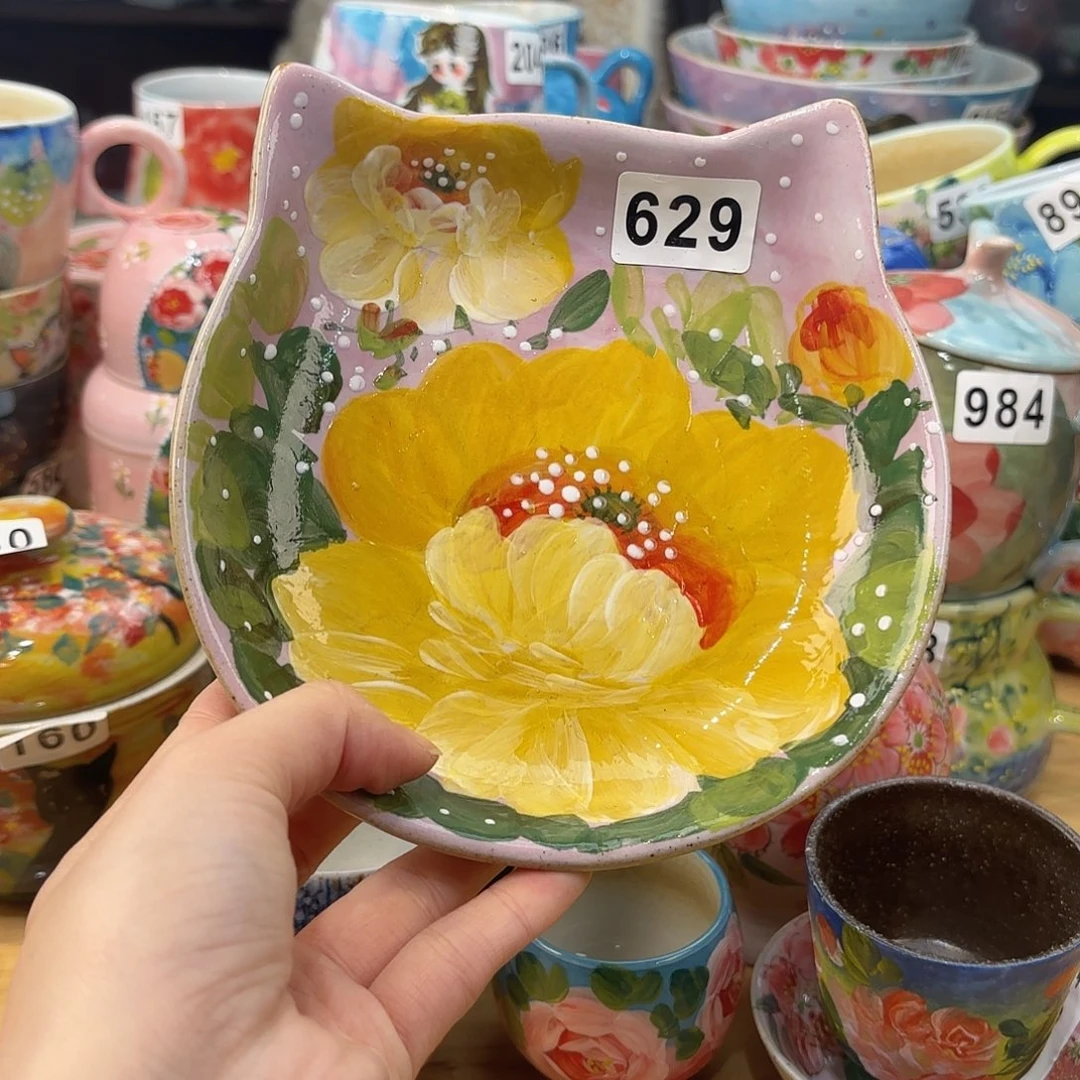 瓷片兔兔好可爱呀打