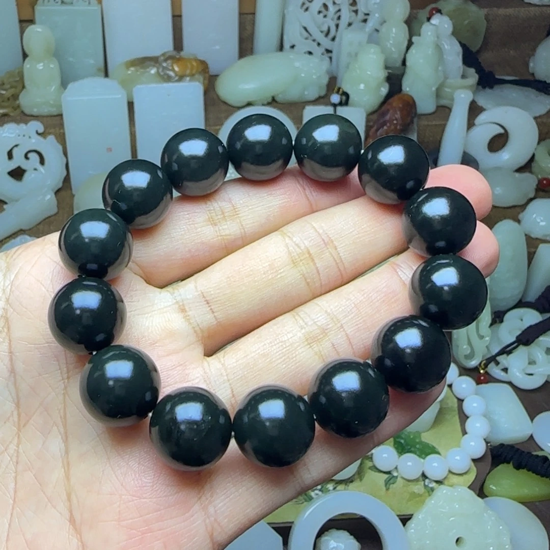 和田玉未镶嵌挂件黑青一细卡16