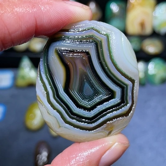 【闪购商品】未镶嵌玛瑙/玉髓珠宝奇石