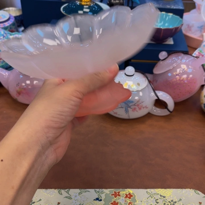 花花绿绿地在火山直播