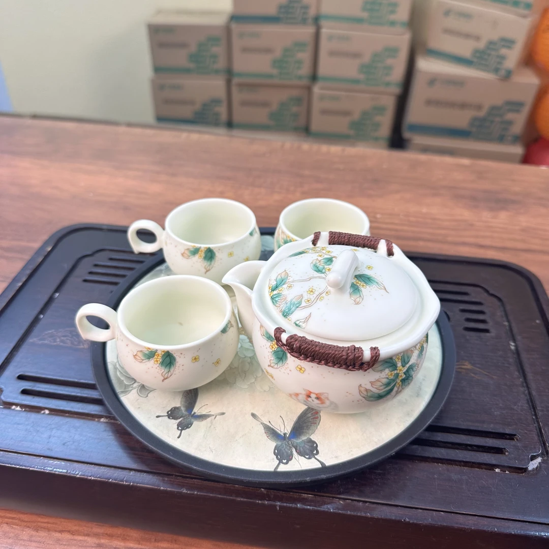 猫咪宝瓶手抓壶一壶三杯配茶盘53101
