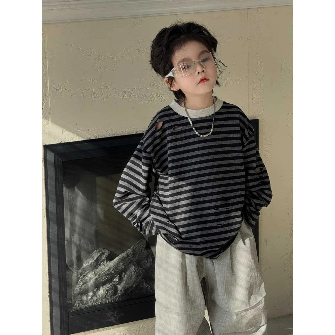 2025童装春夏款男童上衣慵懒宽松长袖条纹t恤儿童条纹割破打底长T