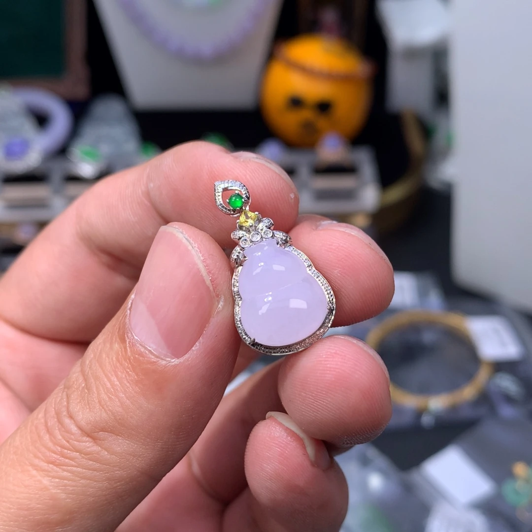 翡翠18K金镶嵌颈饰48小时鉴赏期退货不扣服务费