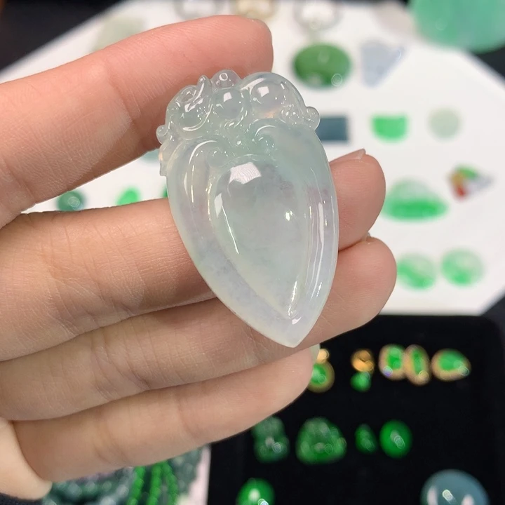 翡翠挂件未镶嵌翡翠福牌