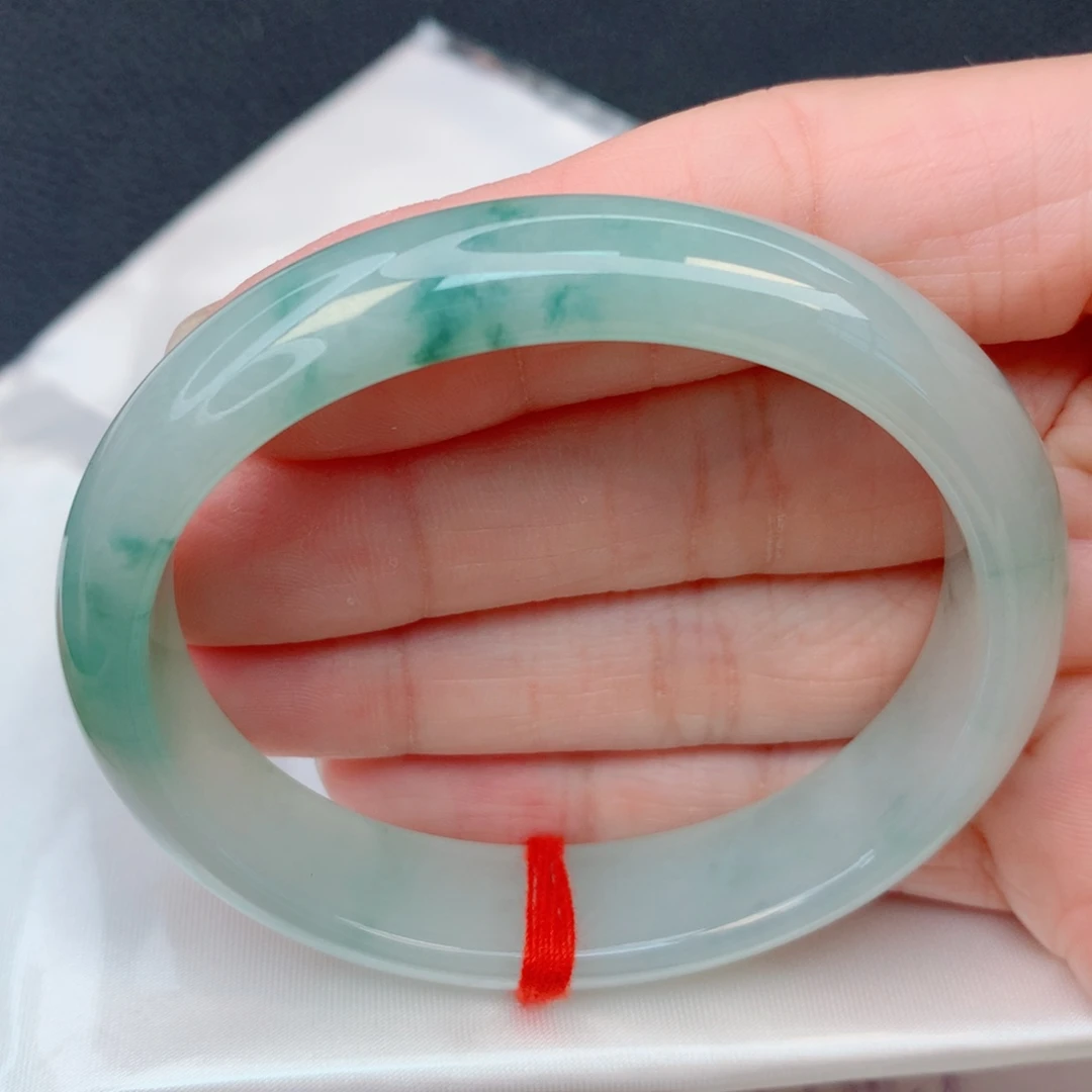 翡翠未镶嵌手镯54贵妃 细糯化飘绿花