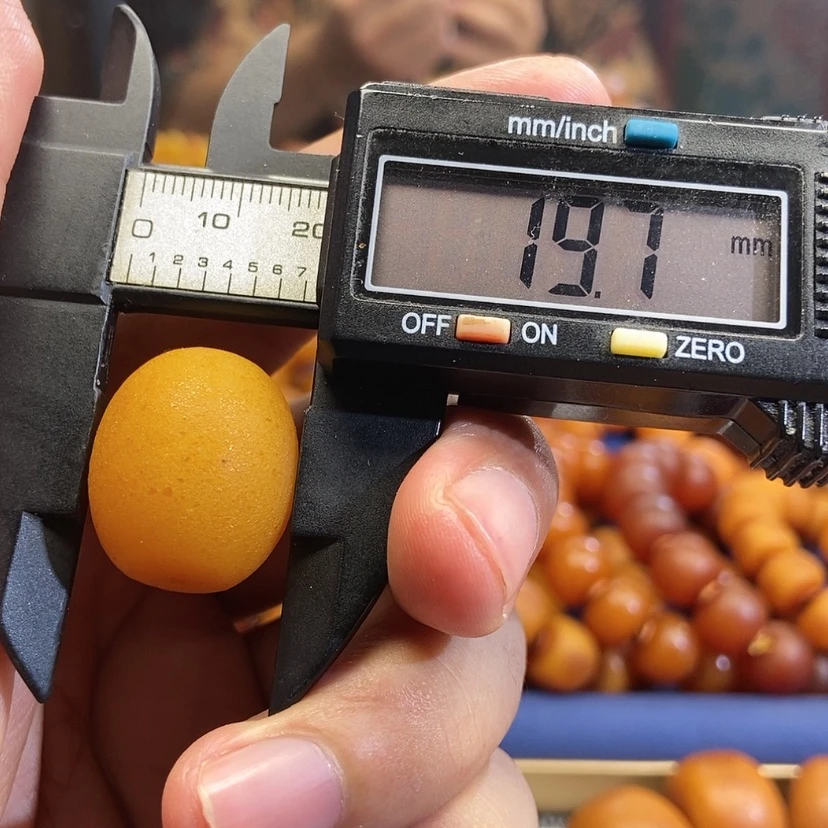【闪购商品】琥珀未镶嵌珠宝奇石