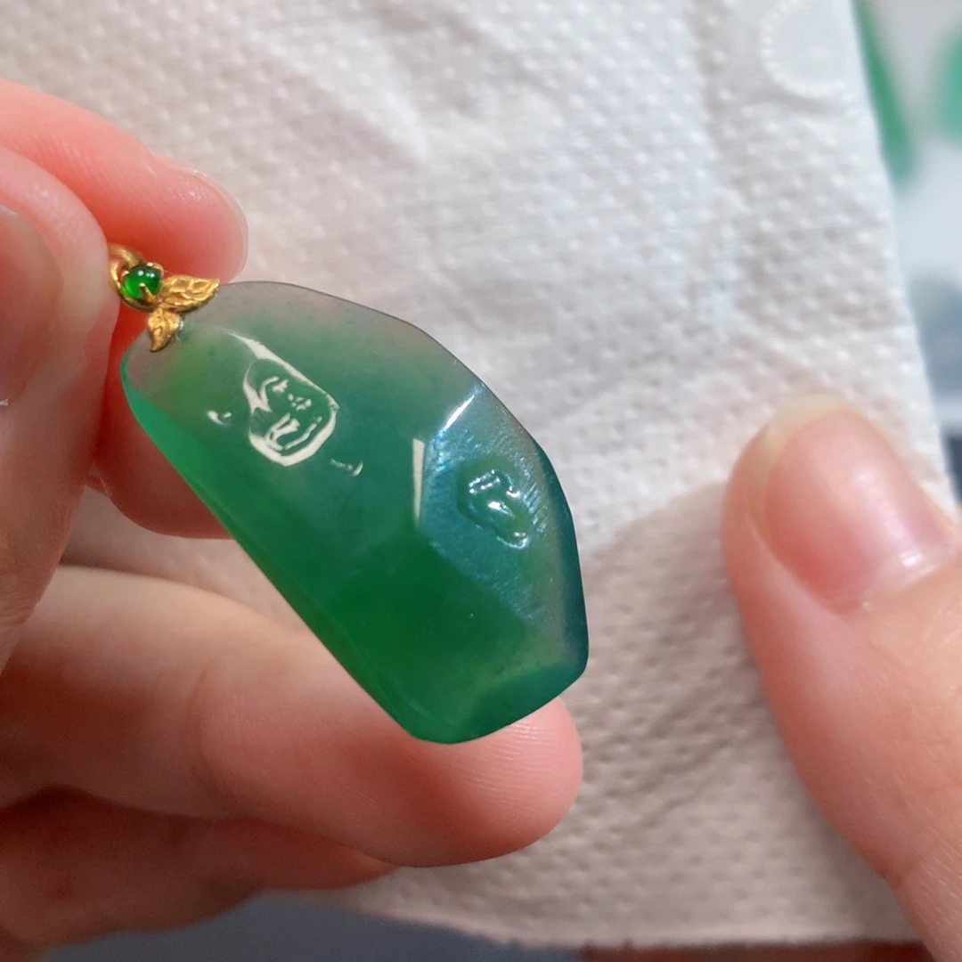 翡翠未镶嵌吊坠(不含链)2965