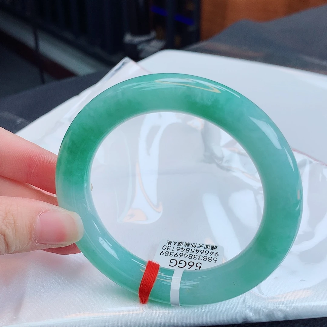 翡翠手镯未镶嵌缅甸天然翡翠a货