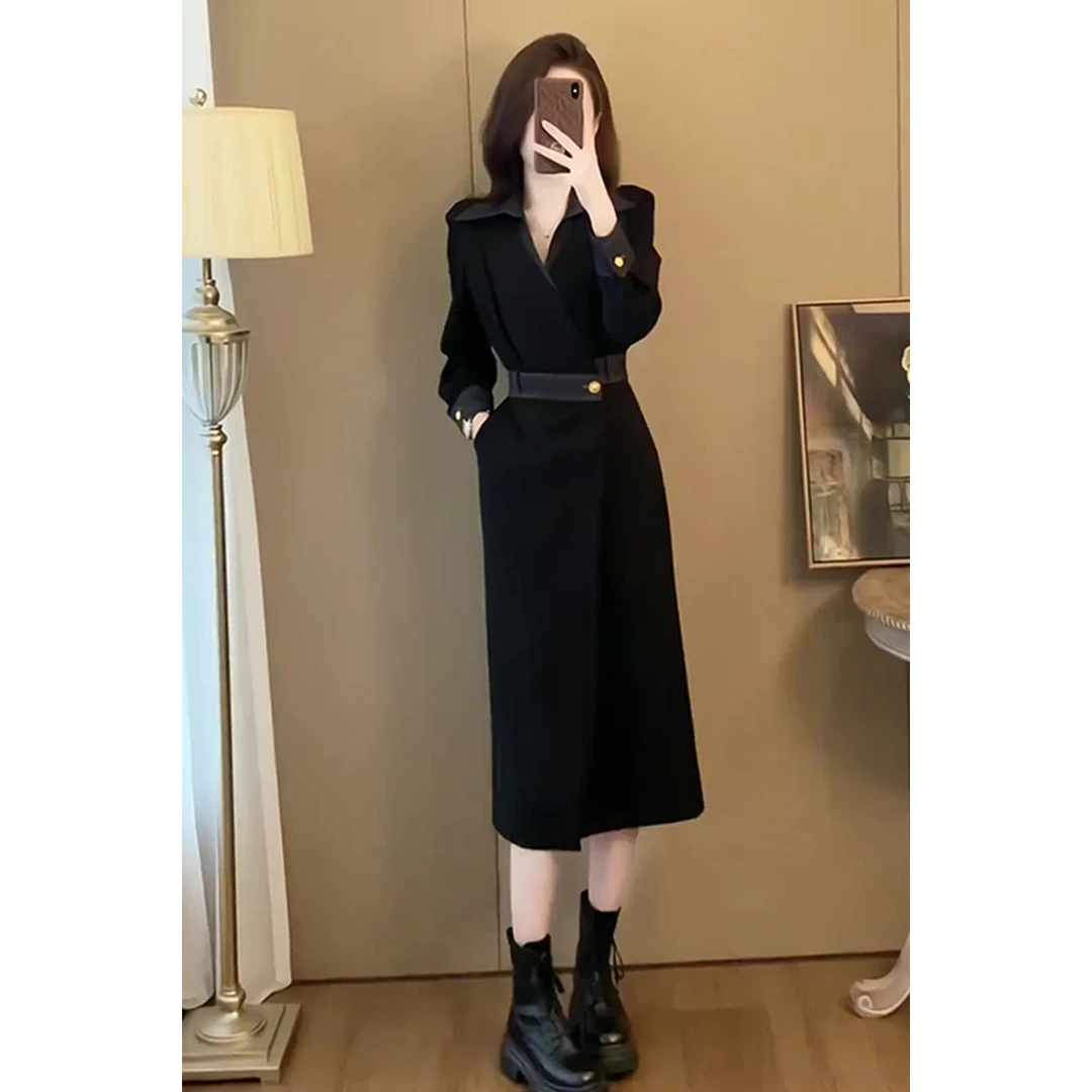 春秋赫本风高知穿搭大方得体的小黑裙显瘦收腰长袖连衣裙子女长裙