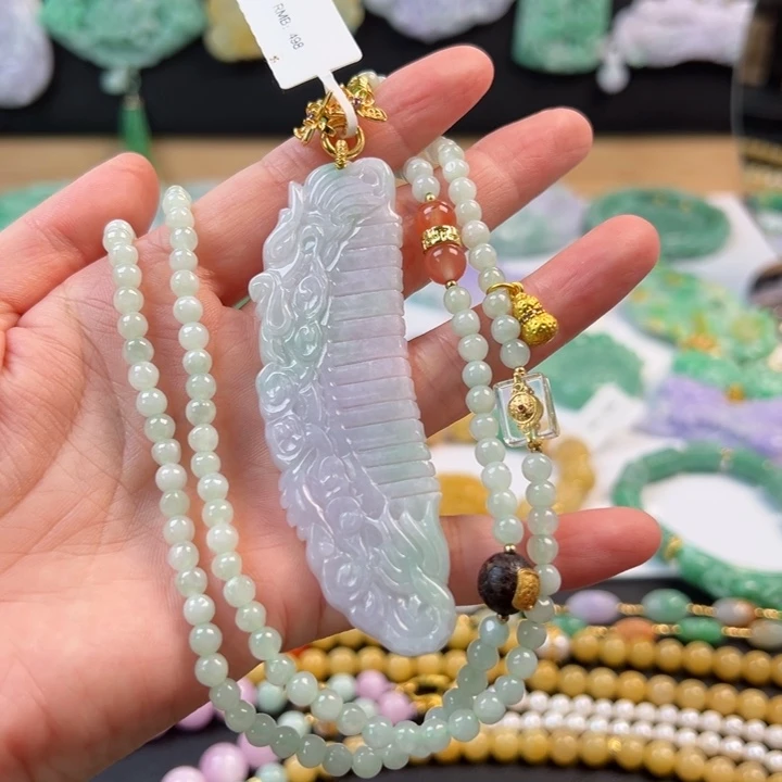 翡翠未镶嵌颈饰永*吊坠