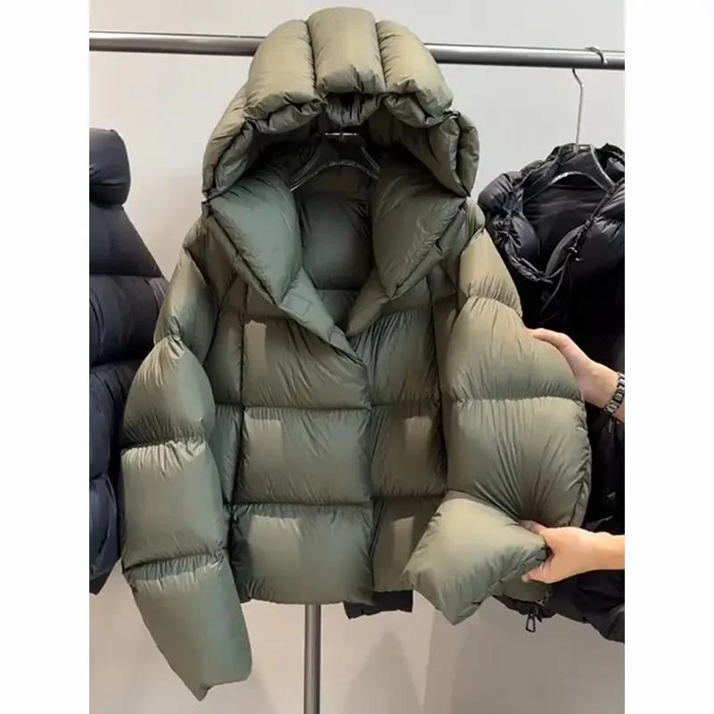 独特超好看绿色短款棉服女装2025年冬季新款连帽面包服小个子外套