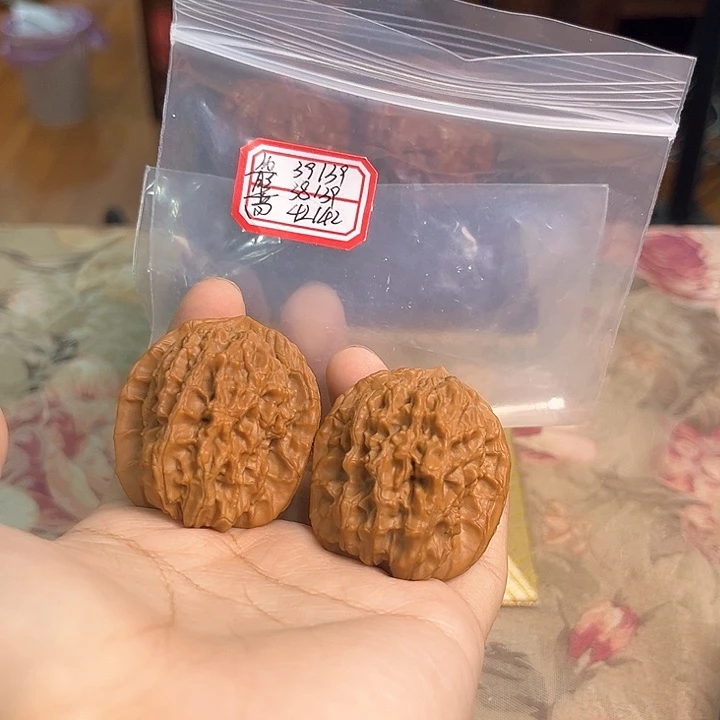 文玩核桃把件非嫁接马老四