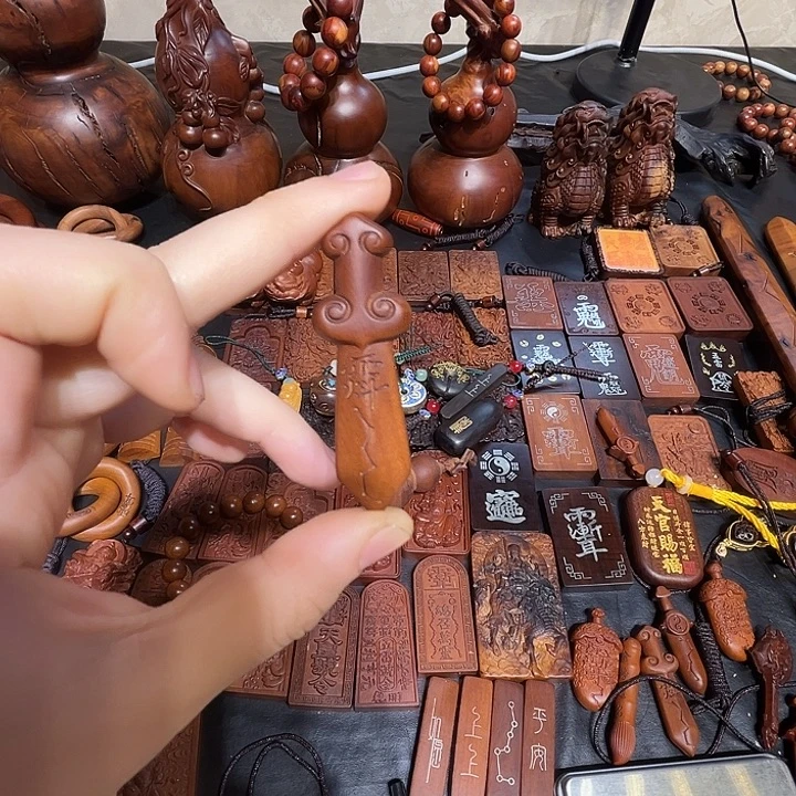 枣木小剑脖挂25福利