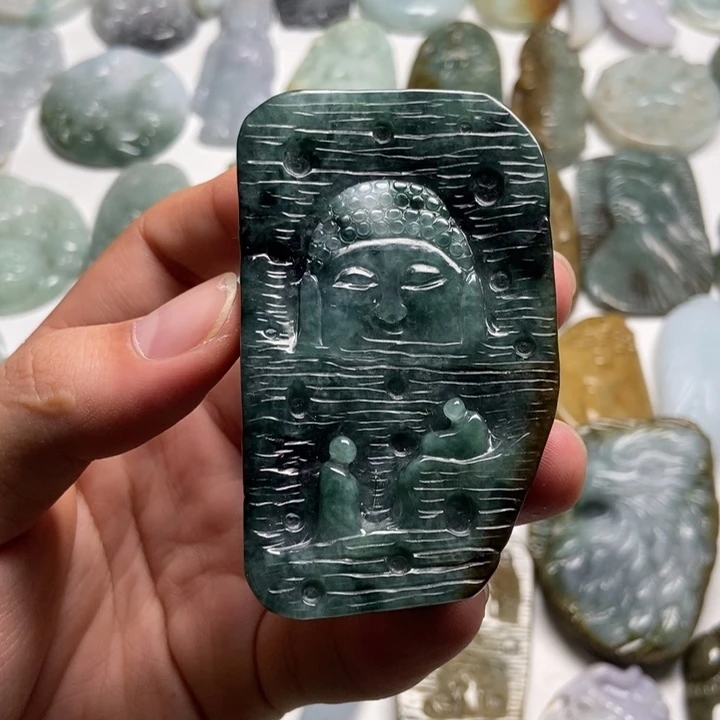 翡翠未镶嵌颈饰求佛问道53