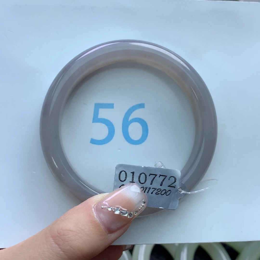 和田玉手镯未镶嵌k***梁