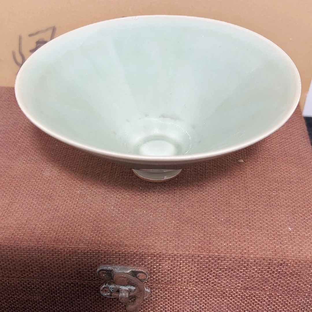 陶摆件空心的东西不知道是什么东西