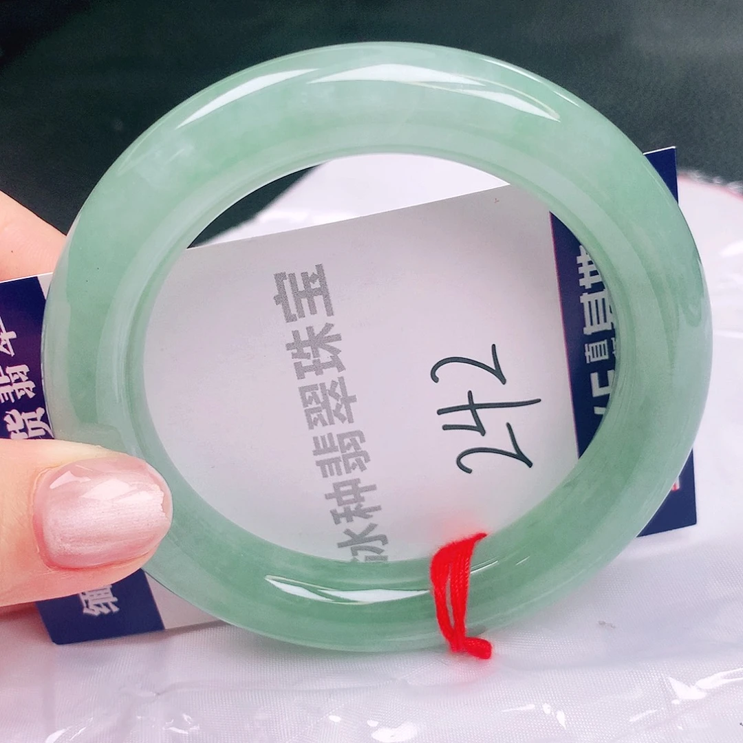 翡翠未镶嵌手镯缅甸天然a货翡翠