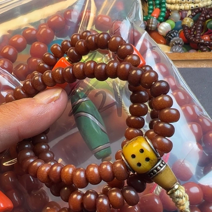 白玉菩提吊坠菩提