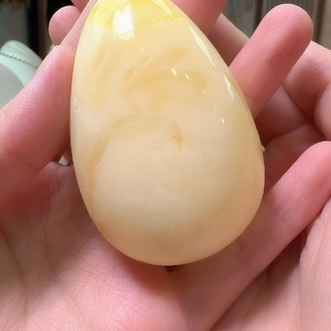 琥珀未镶嵌颈饰吊坠