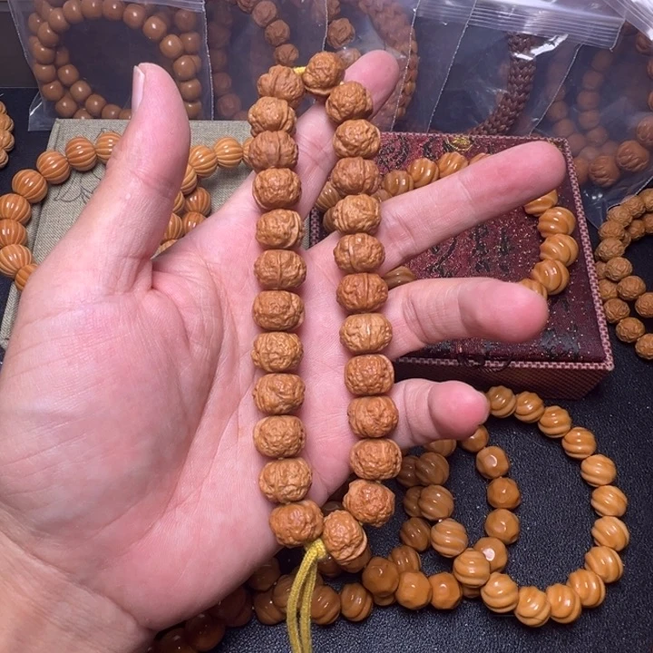 猴头核桃手串蟾蜍