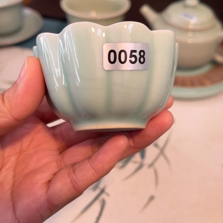瓷摆件0058窑变莲花杯