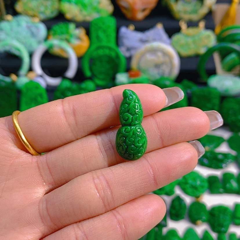 【闪购商品】翡翠挂件未镶嵌小葫芦