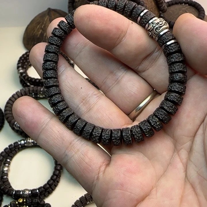 【闪购商品】椰蒂手串85耶噶吞金兽