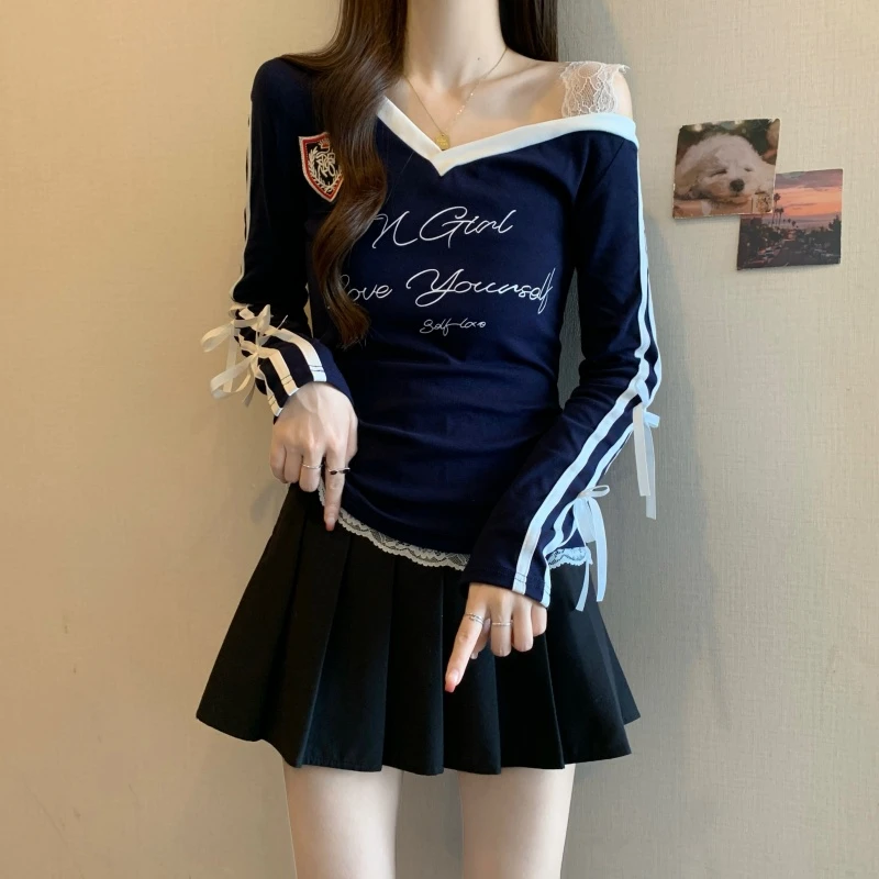 2025春季新款蕾丝拼接露肩v领长袖t恤大码女装胖妹妹修身显瘦上衣