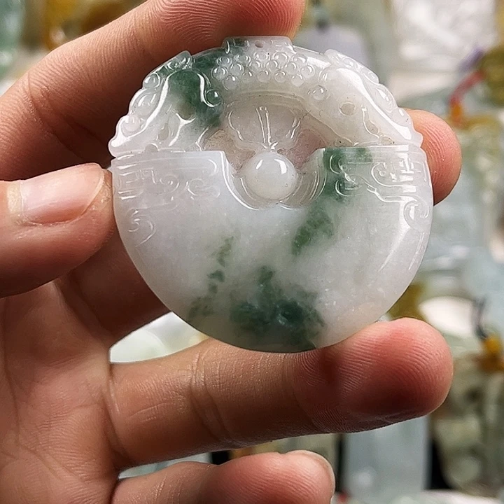 定制翡翠未镶嵌翡翠