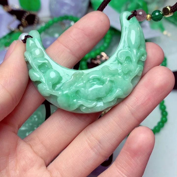 翡翠未镶嵌吊坠(不含链)