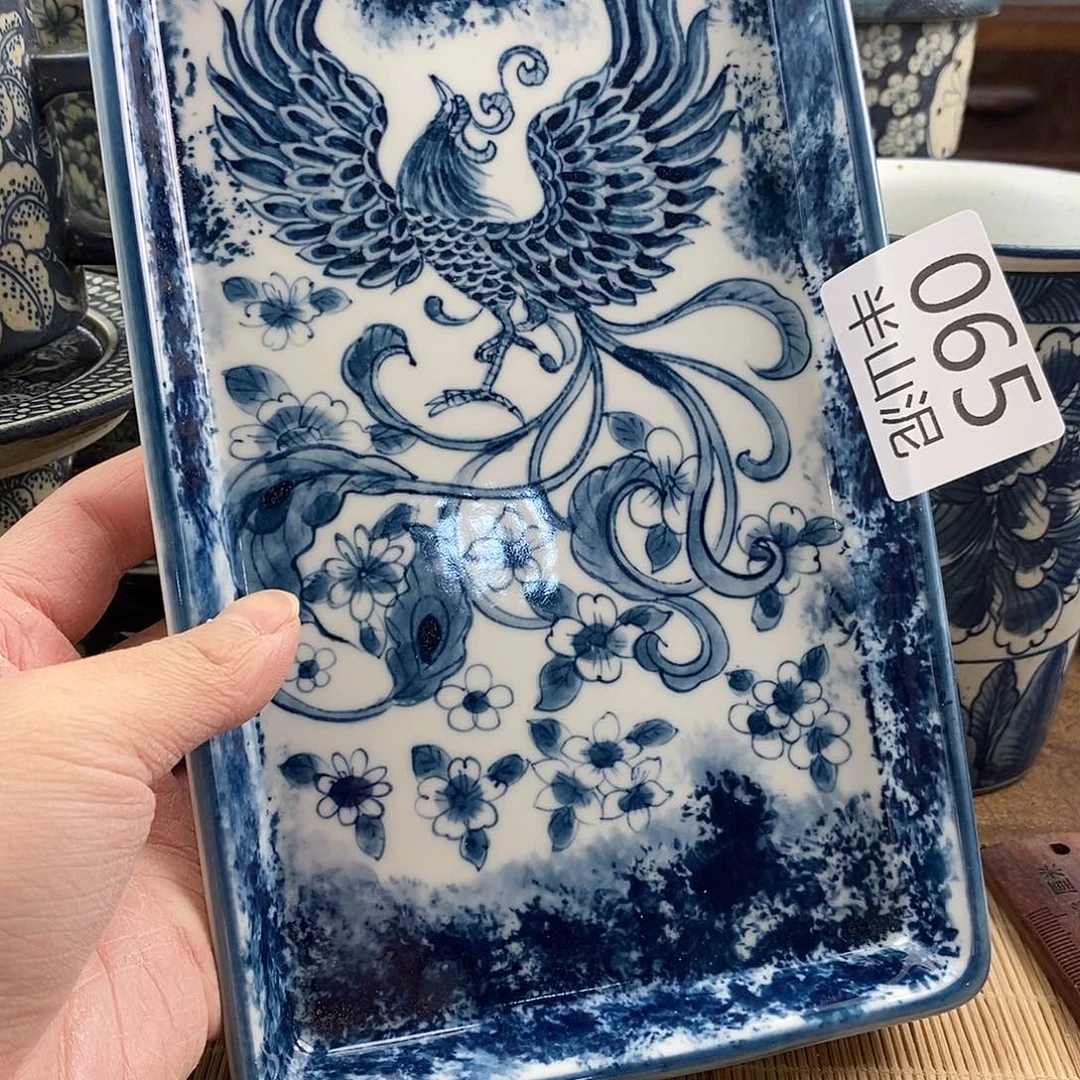 胖****?手工手绘青花陶瓷