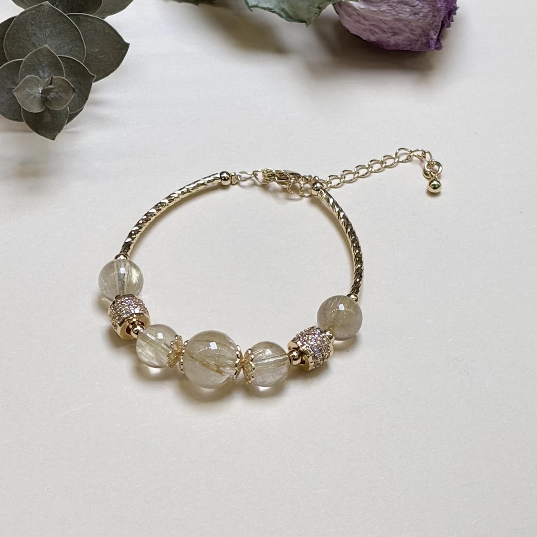 金发晶设计手链多样性发其一