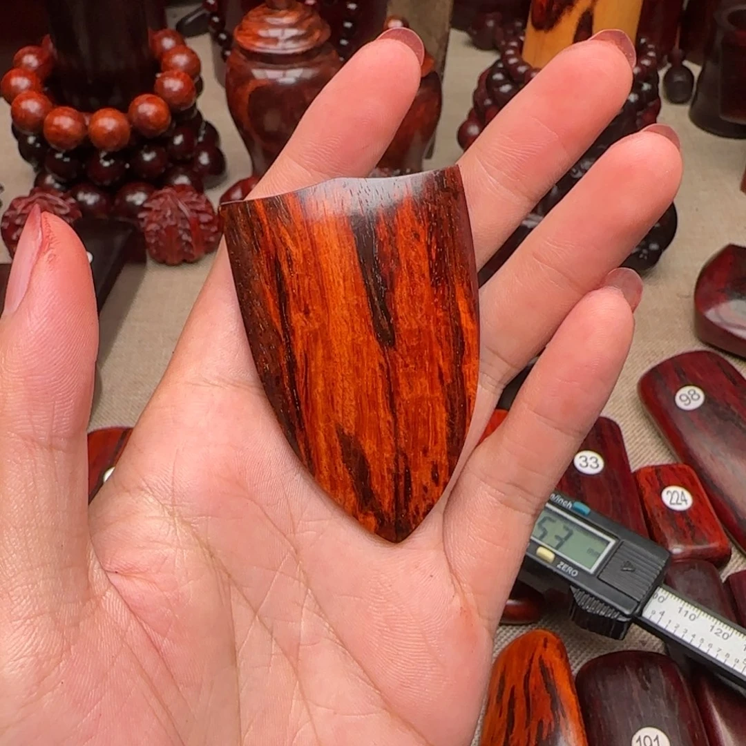 檀香紫檀（小叶紫檀）