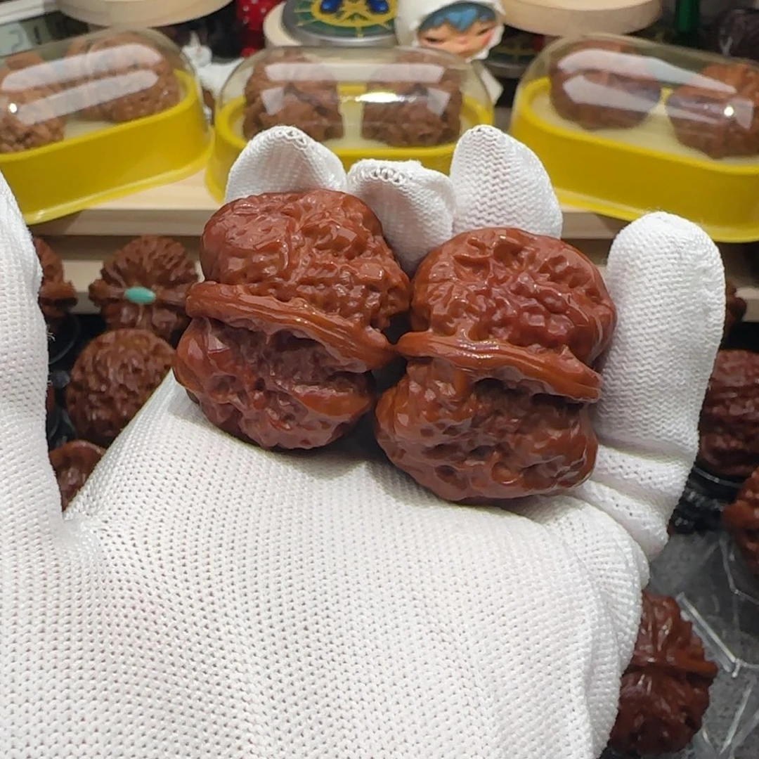 文玩核桃吊坠36红蛤蟆头