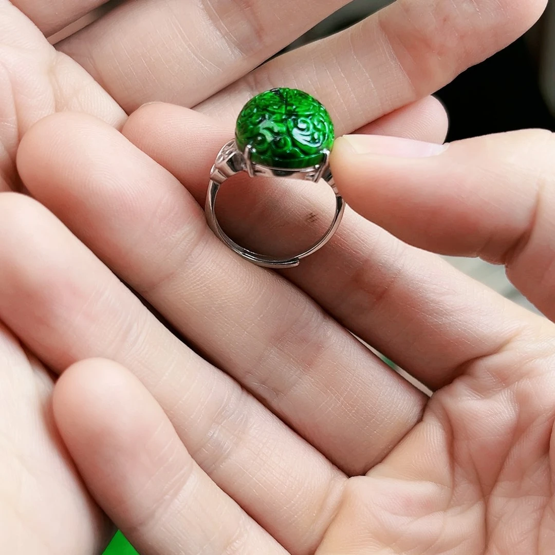 翡翠戒指银S925镶嵌戒指