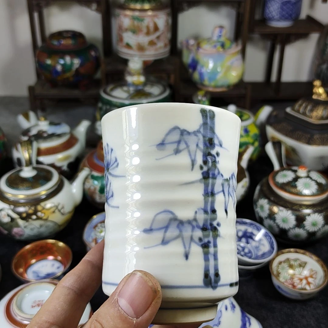 杯30包邮，偏远地区不包邮，中古品不保全新。