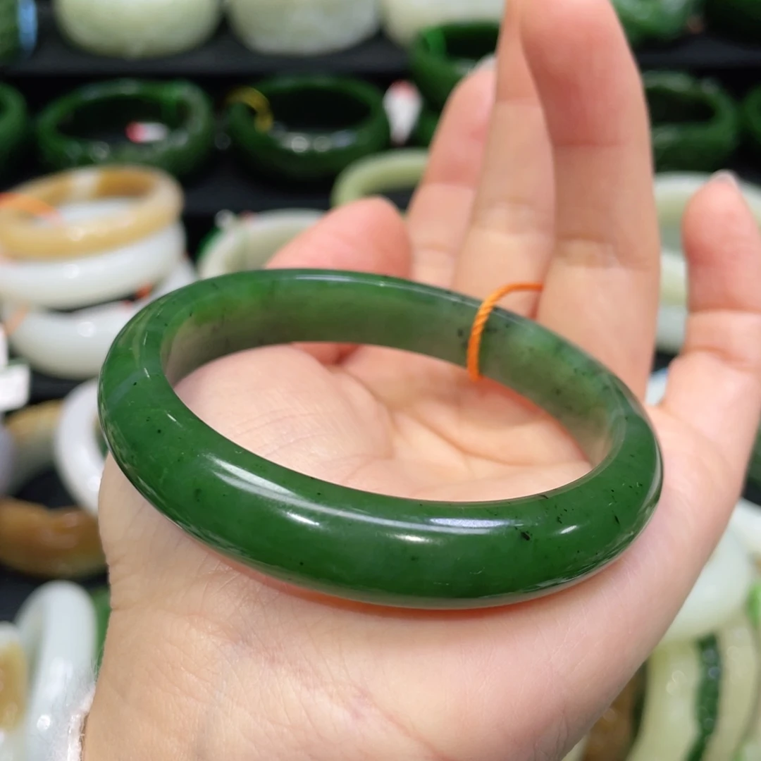 未镶嵌手镯和田玉21