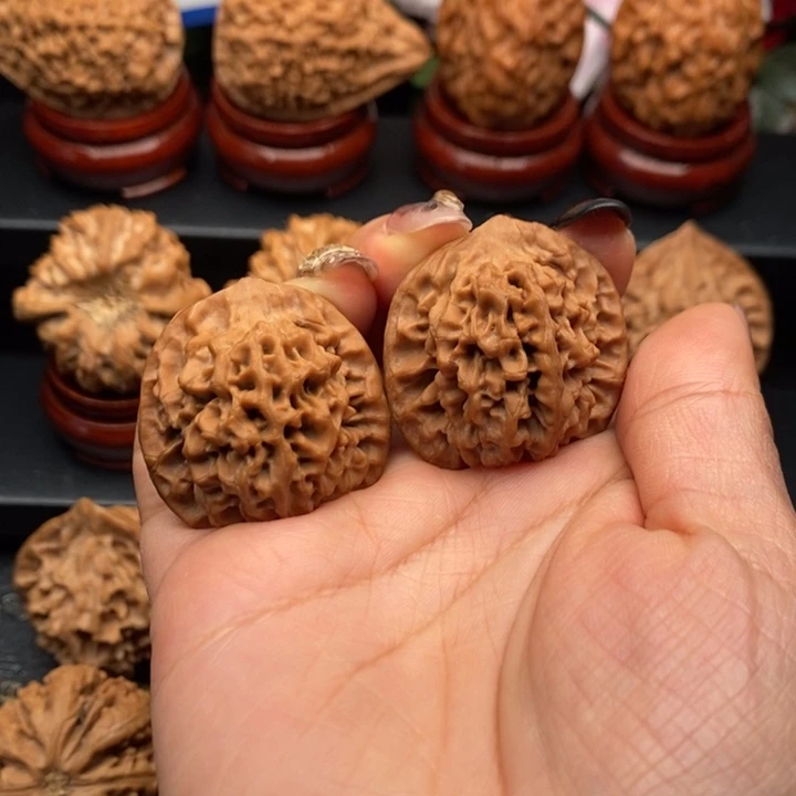 文玩核桃吊坠秦岭秦闷32.5福利对