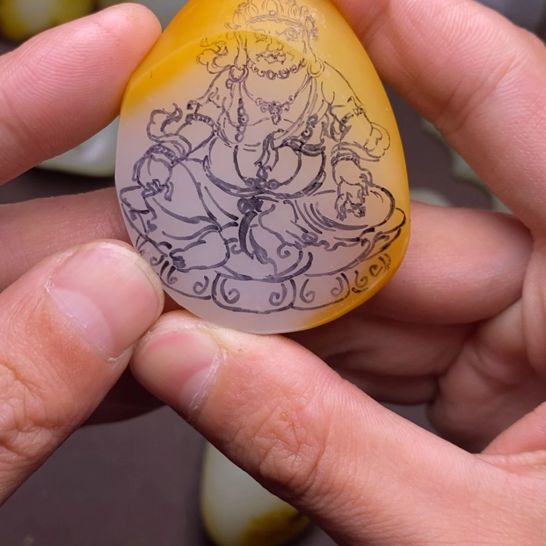 定制和田玉1未镶嵌衣***?