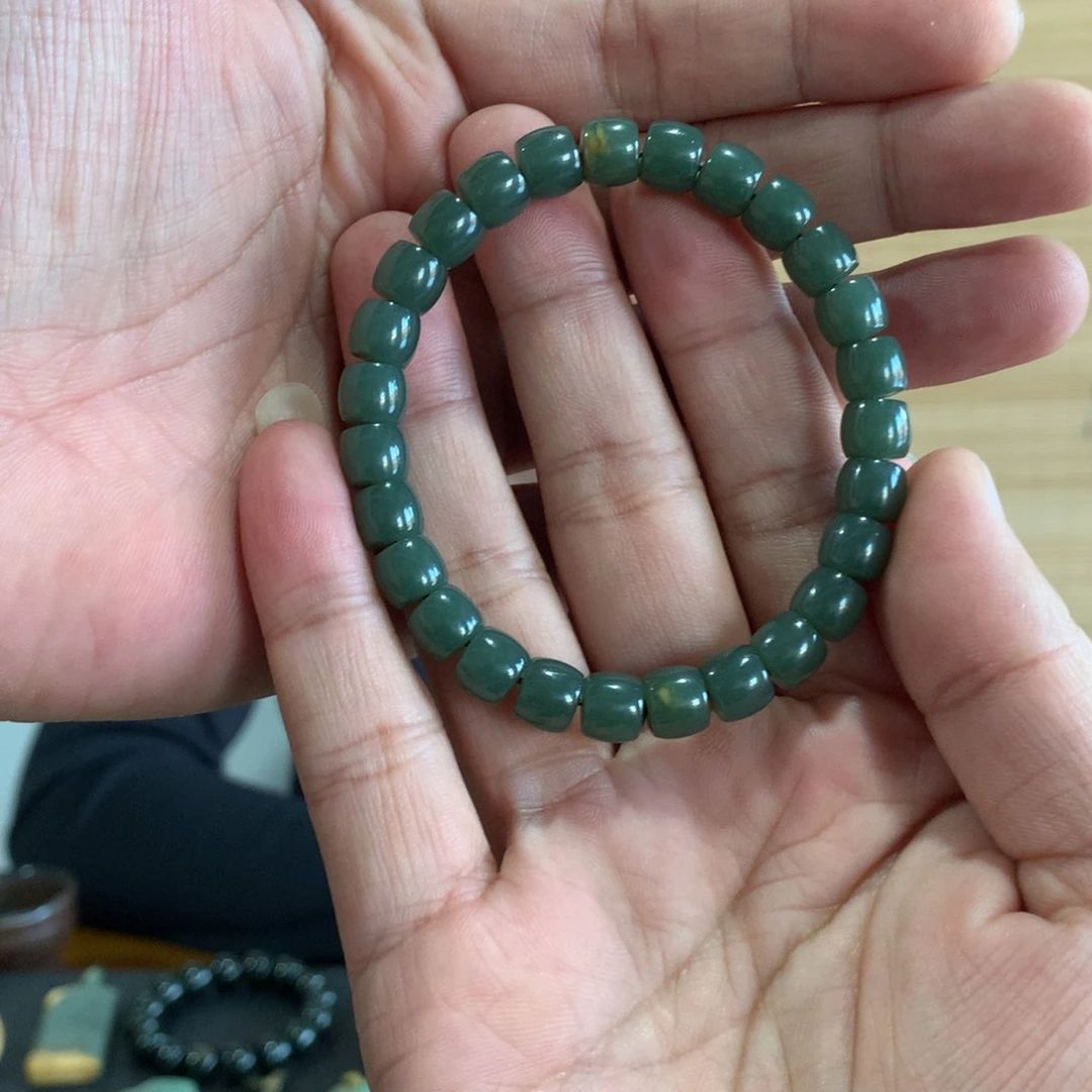 C***9岫岩河磨玉（透闪石质玉）未镶嵌手链