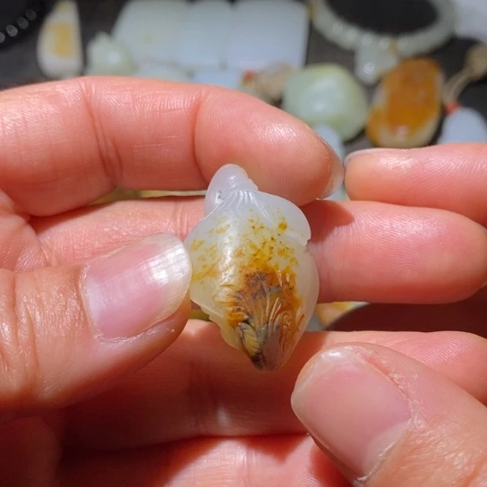 和田玉颈饰未镶嵌挪**林