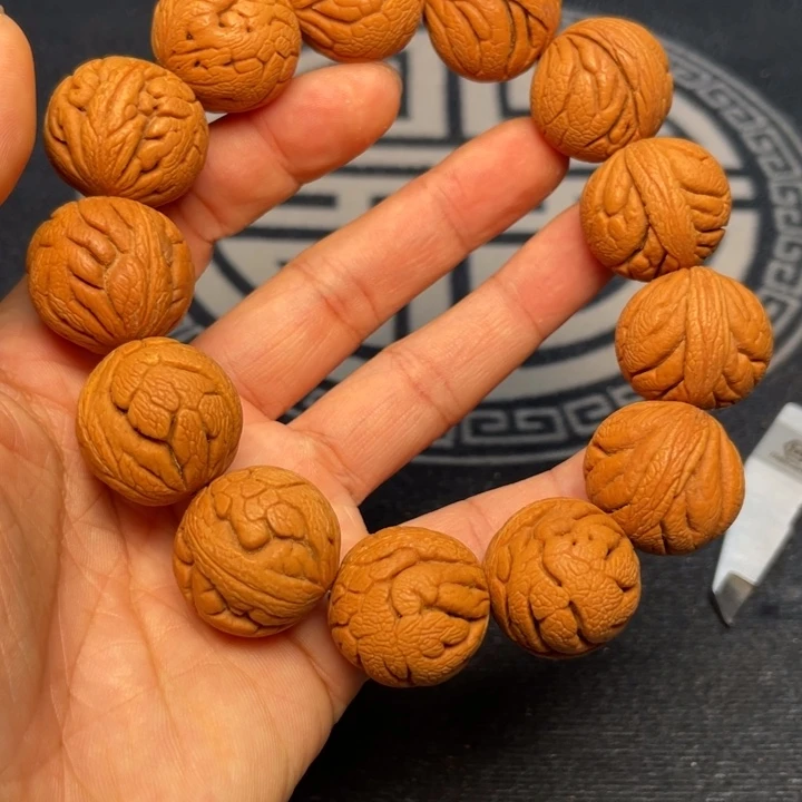 桃核手串龙纹桃核3